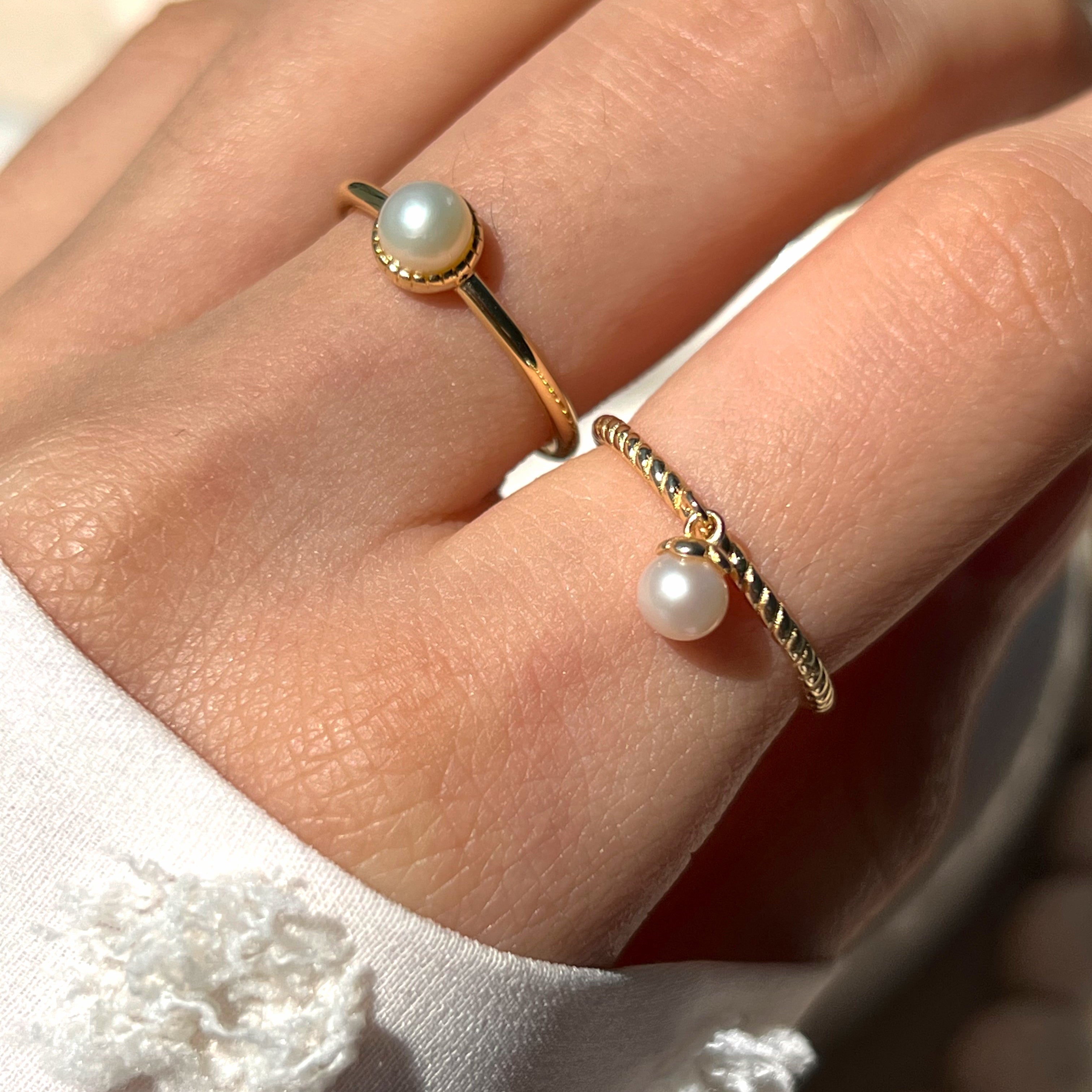 Thea Ring