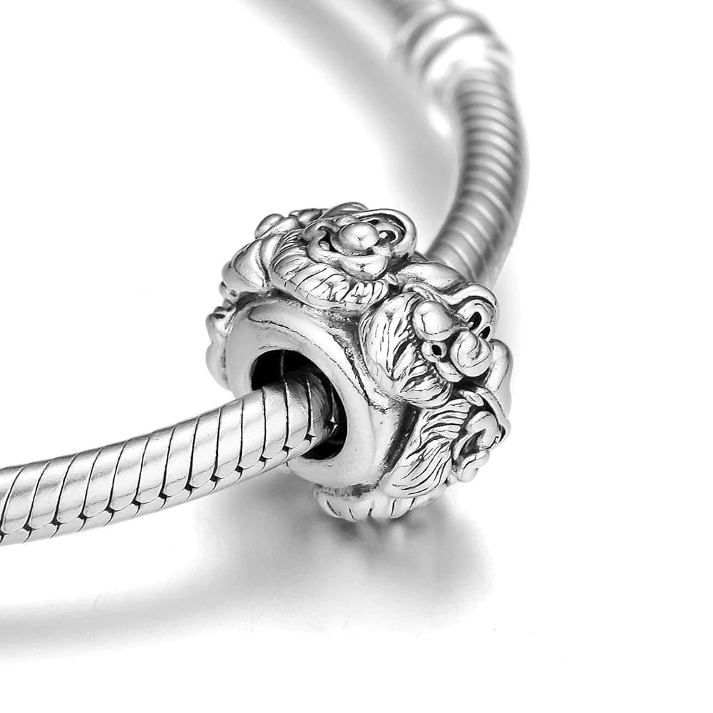 Disney Snow White Seven Dwarfs All Around Charm