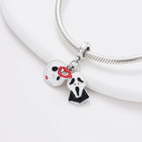 Scream and Love, Horror Mask Charm with a Kiss